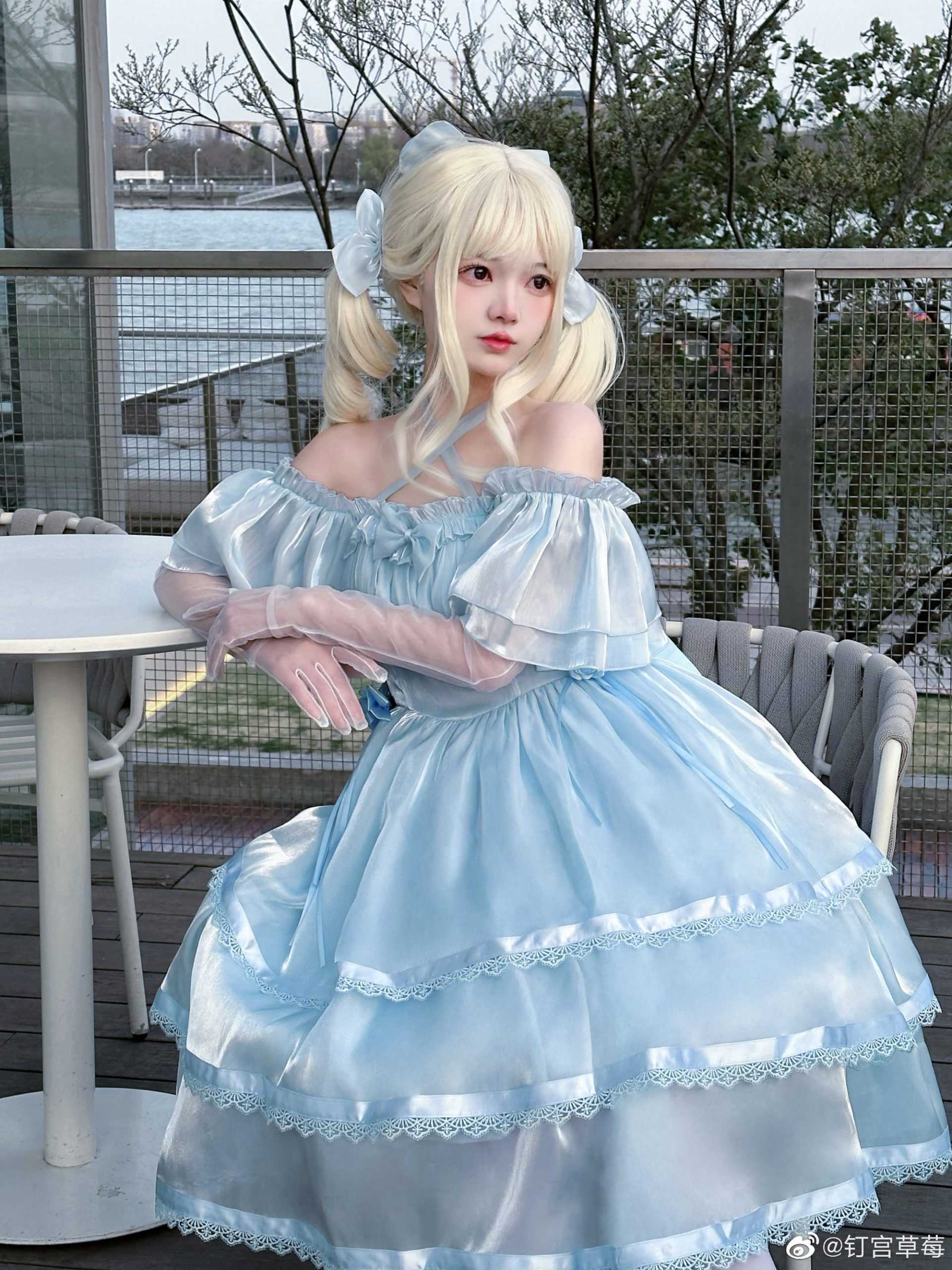 花可以自己去买,海也可以自己去看